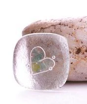 Jégszív üvegékszer medál