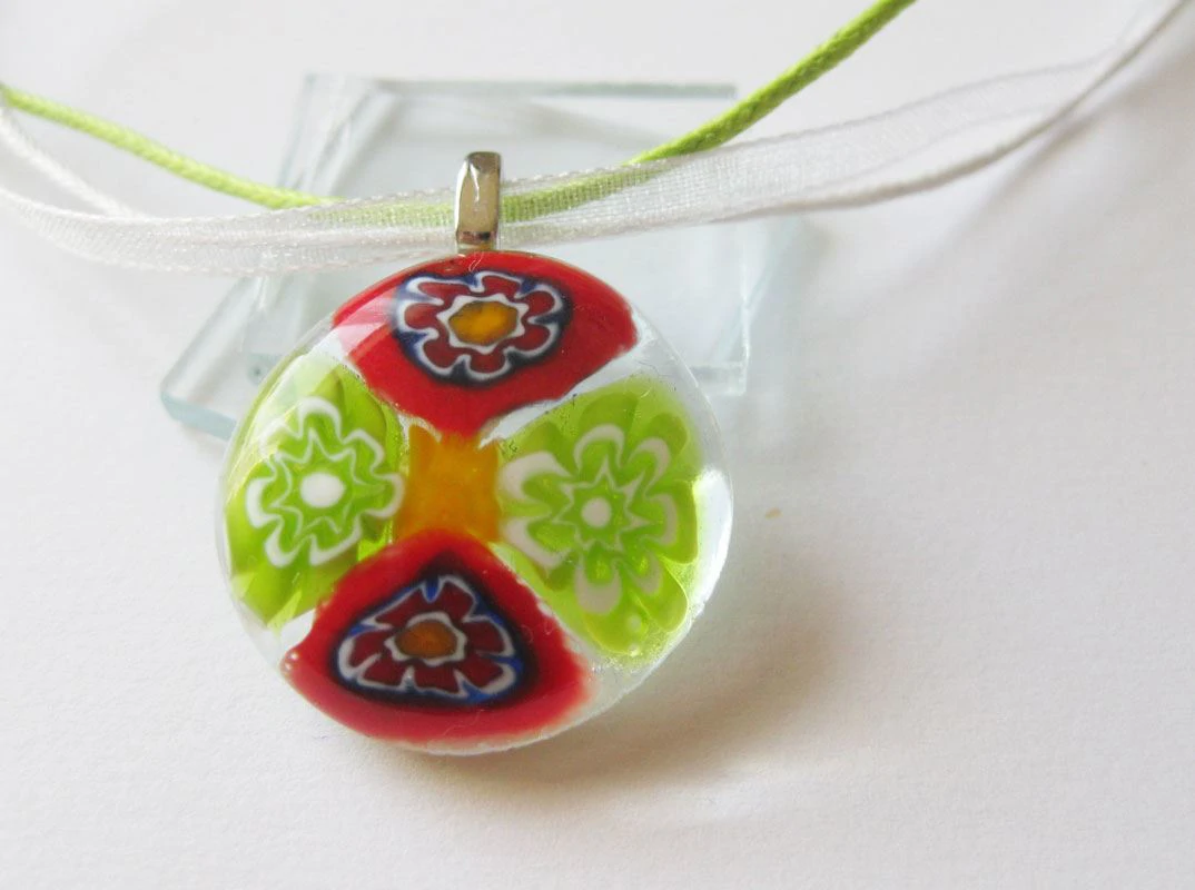 Áttetsző miollebogárka