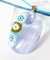 Halványkék vizimille üvegmedál