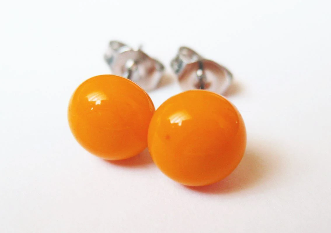 Narancssárga üveg pötyi fülbevaló