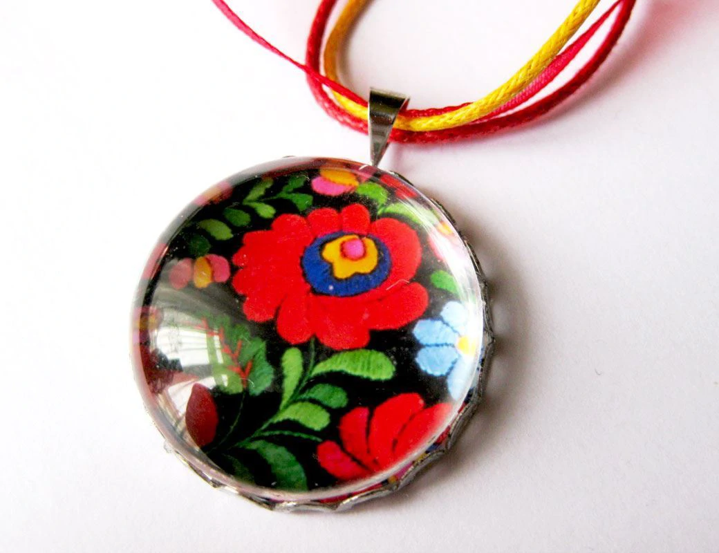 matyó mintás karkötő