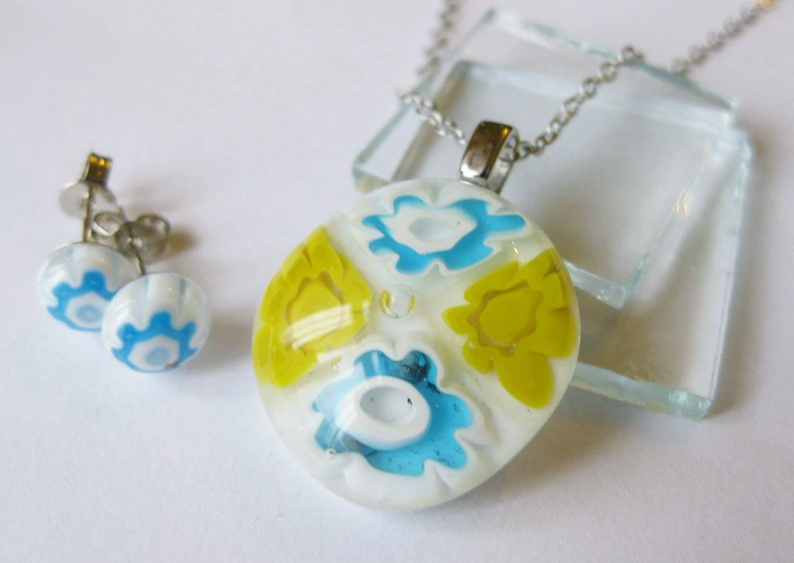 A pacsirta virága szett