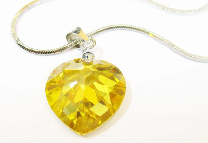 Swarovsky szívecske,sárga