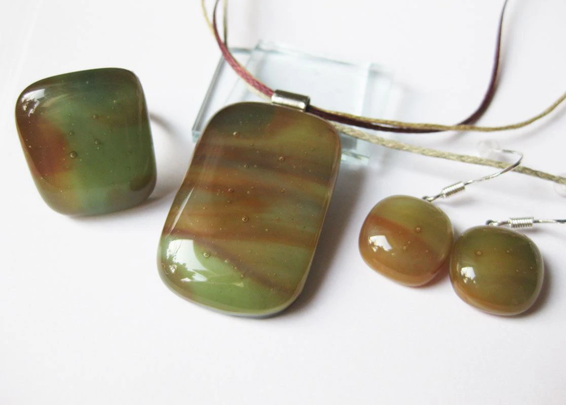 Földanya üvegékszer szett 