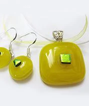 Kincses sárga üvegékszer szett