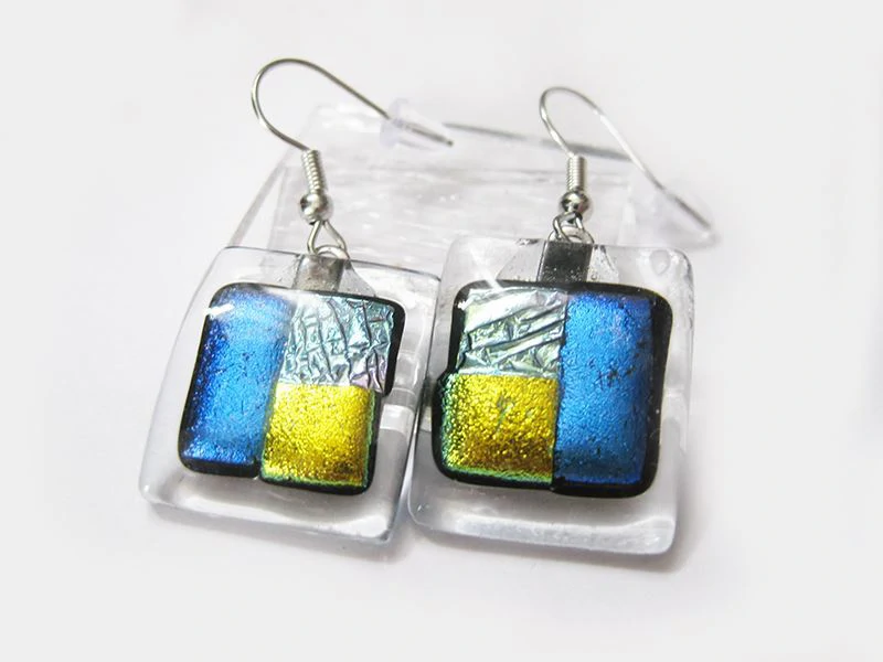 Dichronégyes fülbevaló