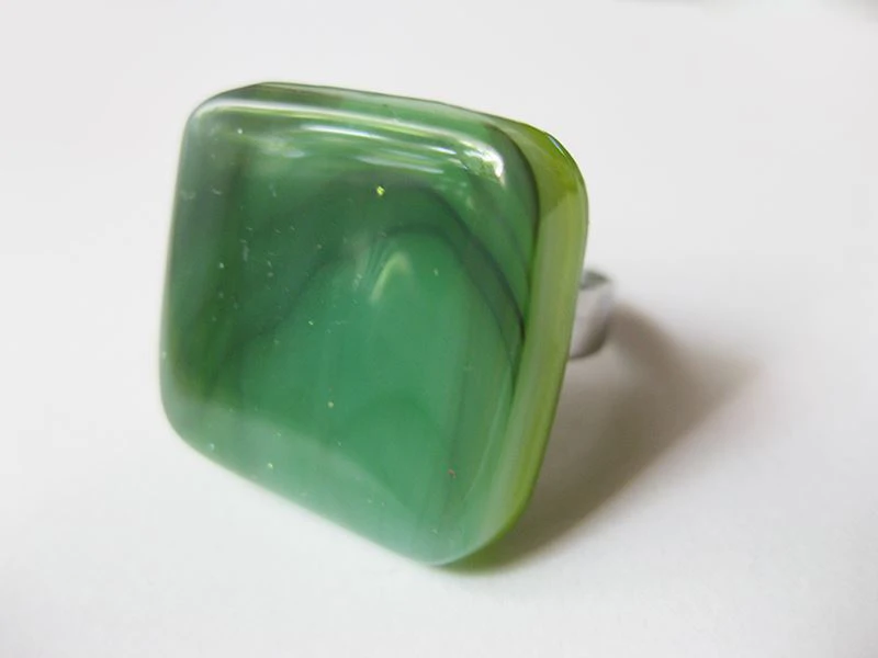 Erdő üvegékszer gyűrű