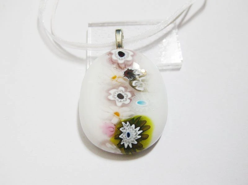 millefiori üvegmedál 