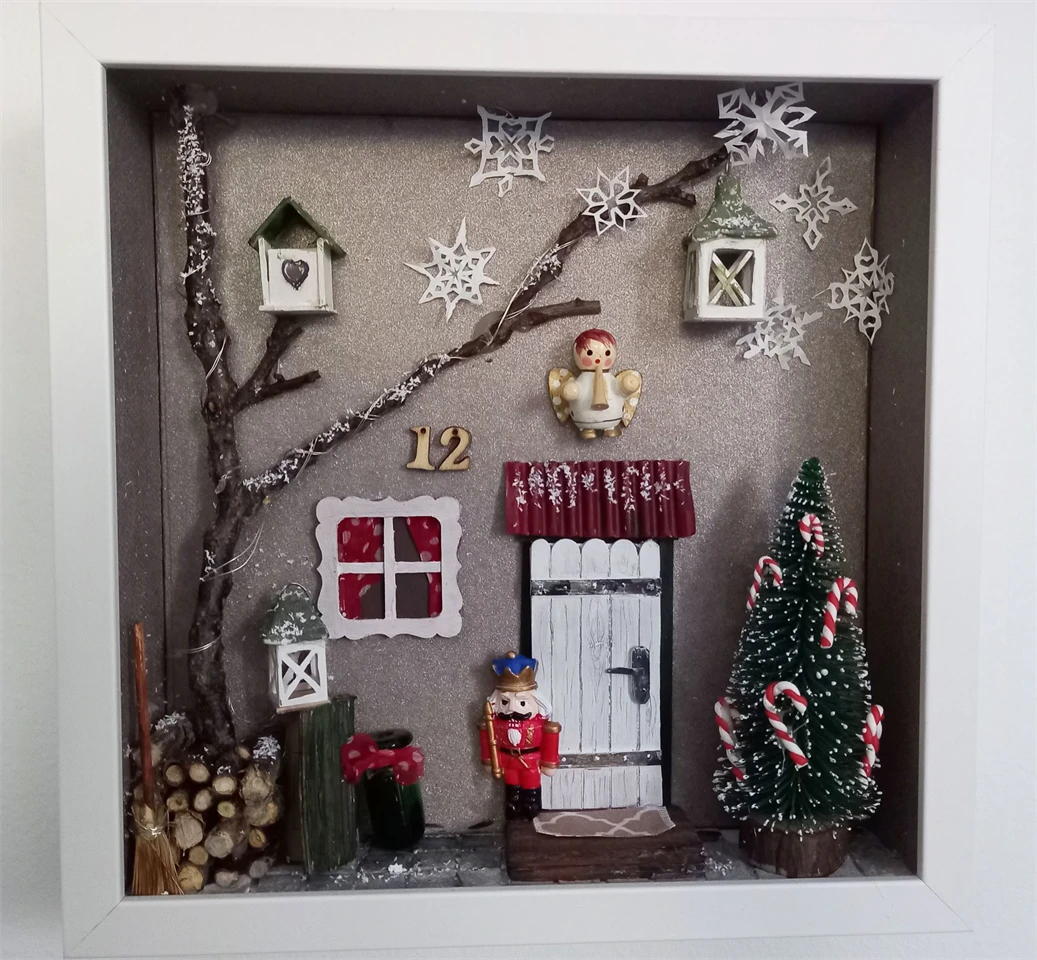 karácsonyi miniatűr házikó