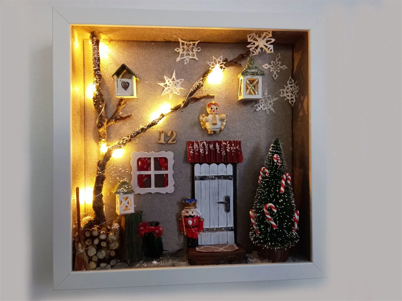 karácsonyi miniatűr házikó