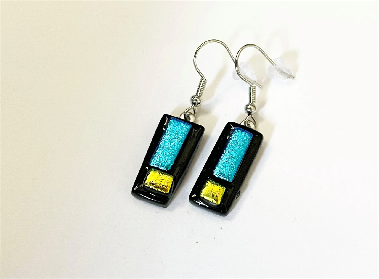 dichroic fülbevaló