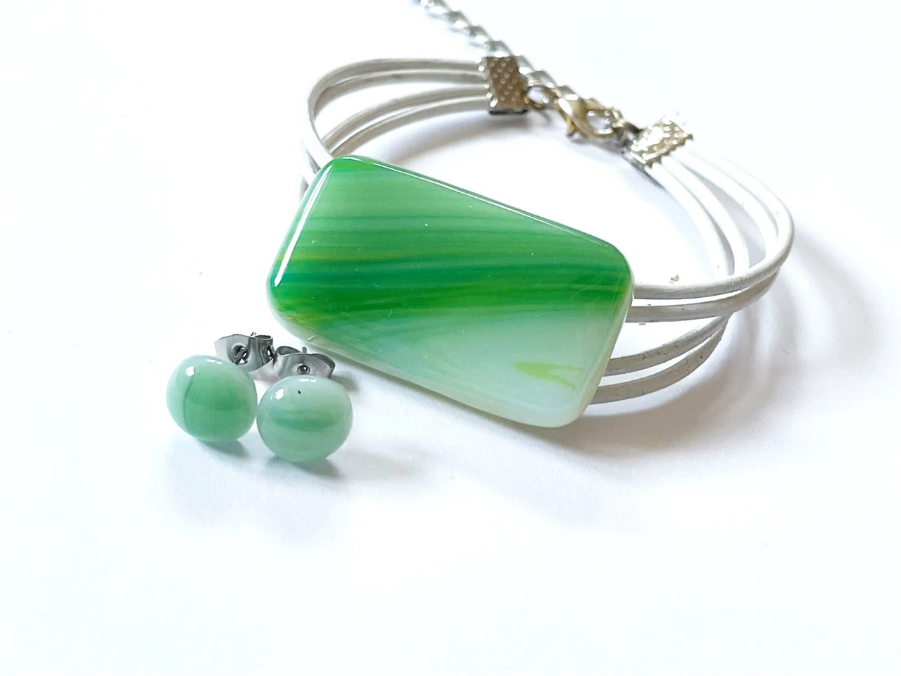 Zöld üvegékszer szett