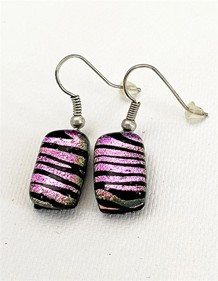 Rózsaszín ébredés dichroic fülbevaló