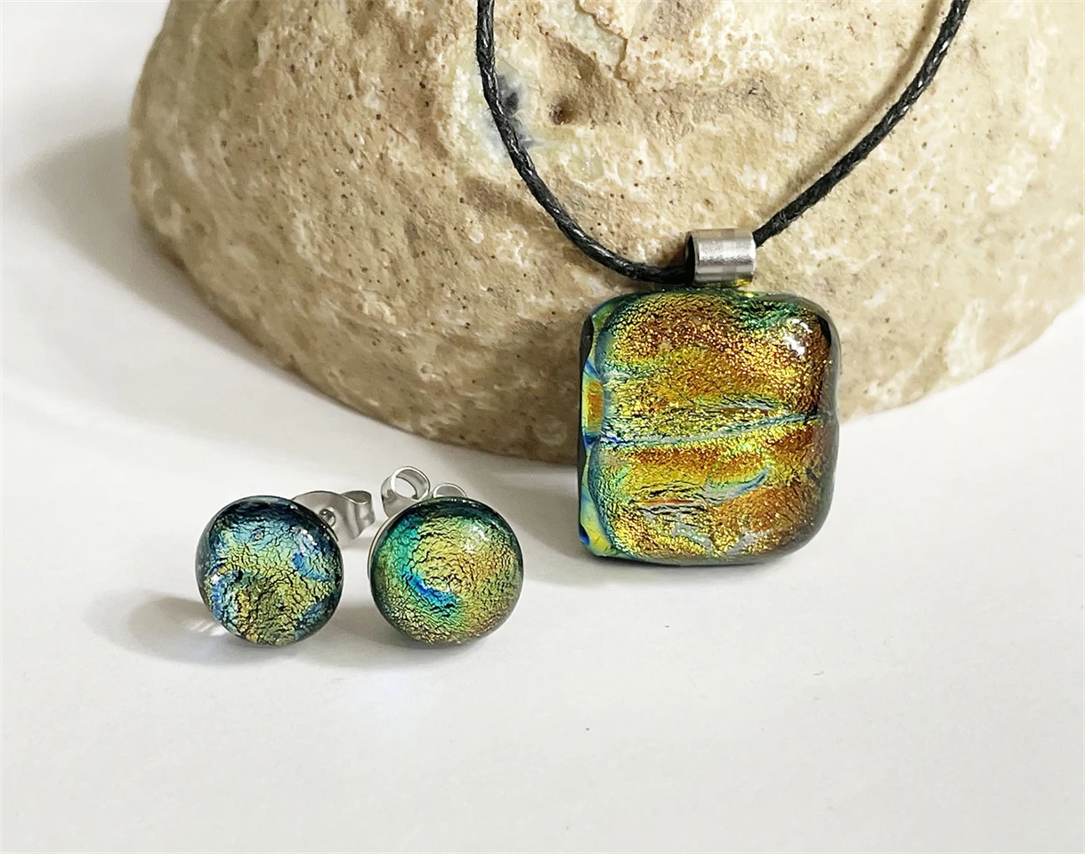 arany dichroic szett