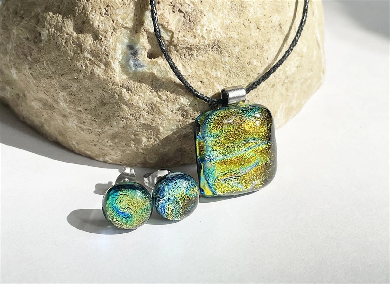 arany dichroic szett