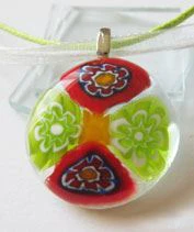 Áttetsző miollebogárka