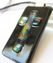 Fekete dichro kereszt 