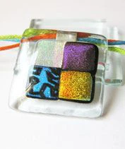 4-es dichroic üvegmedál 7