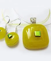 Kincses sárga üvegékszer szett