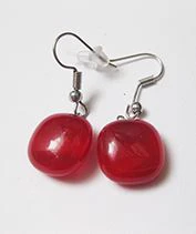 Piros lógós üvegékszer fülbevaló