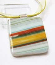 Leina üvegékszer medál 2