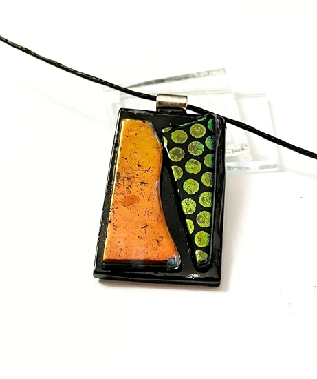 dichroic üvegmedál