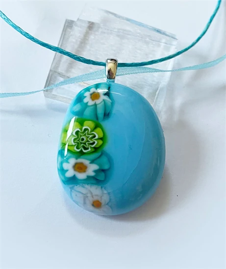 Kék millefiori medál