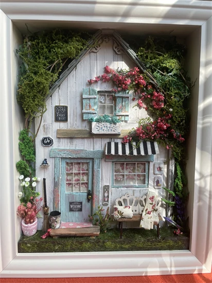 erdei házikó, miniatűr dobozkép,shadowbox