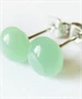 Púderzöld üveg pötyi fülbevaló